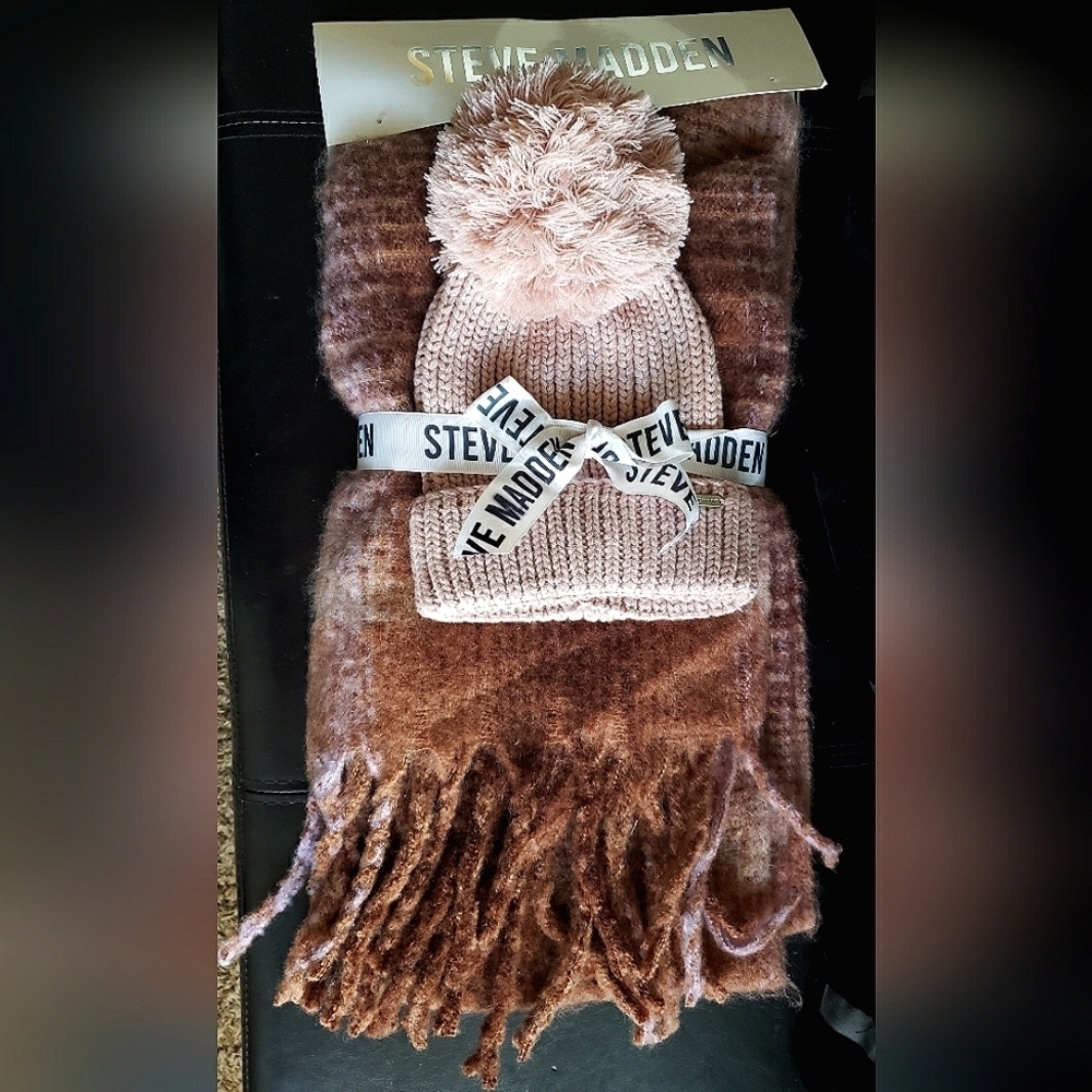 Steve Madden Scarf and Beanie Bundle NWT